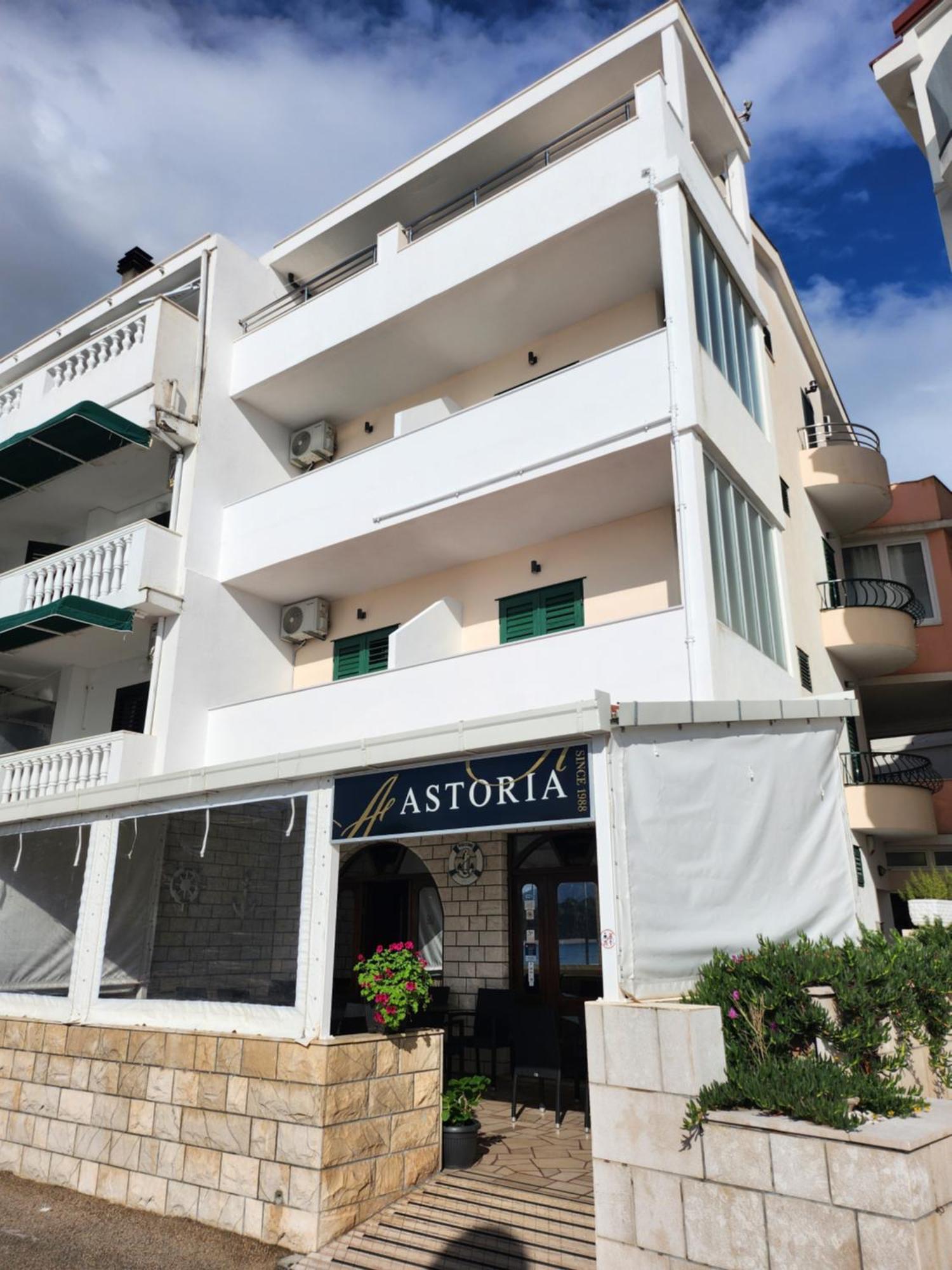 Apartment Astoria Promajna